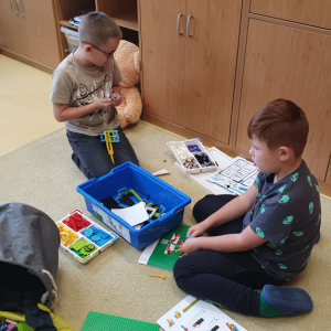 LEGO A MERKUR mravenčí stavitelé 25/26